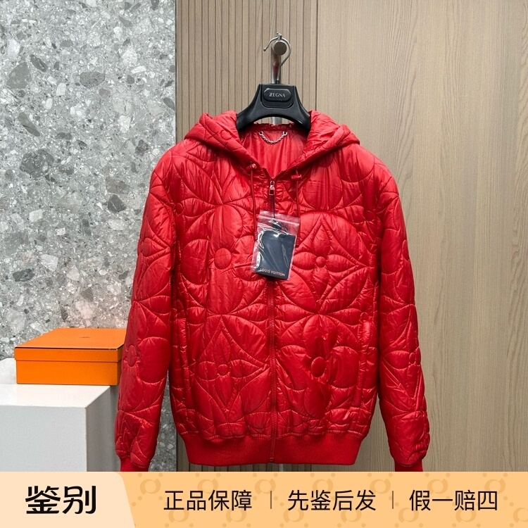 Louisvuittonlv Louis Vuitton Men's Stereo Monogram Cotton Jacket, Fashionable and Versatile Top Jacket