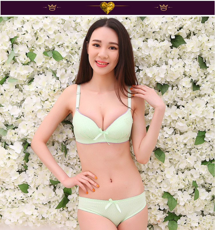 Khuôn mỏng cốc cotton tập hợp cô gái gợi cảm phù hợp với đồ lót Không có vòng thép 70a cô gái áo ngực học sinh trung học cơ sở phụ kiện thời trang nữ