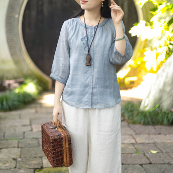 Nian jiangnan ຫາຍໃຈແສງສະຫວ່າງ ramie embroidered sunscreen cardigan ບັນຍາກາດ retro ວ່າງເສື້ອ temperament ເຄື່ອງນຸ່ງຜູ້ຍິງຊັ້ນສູງ