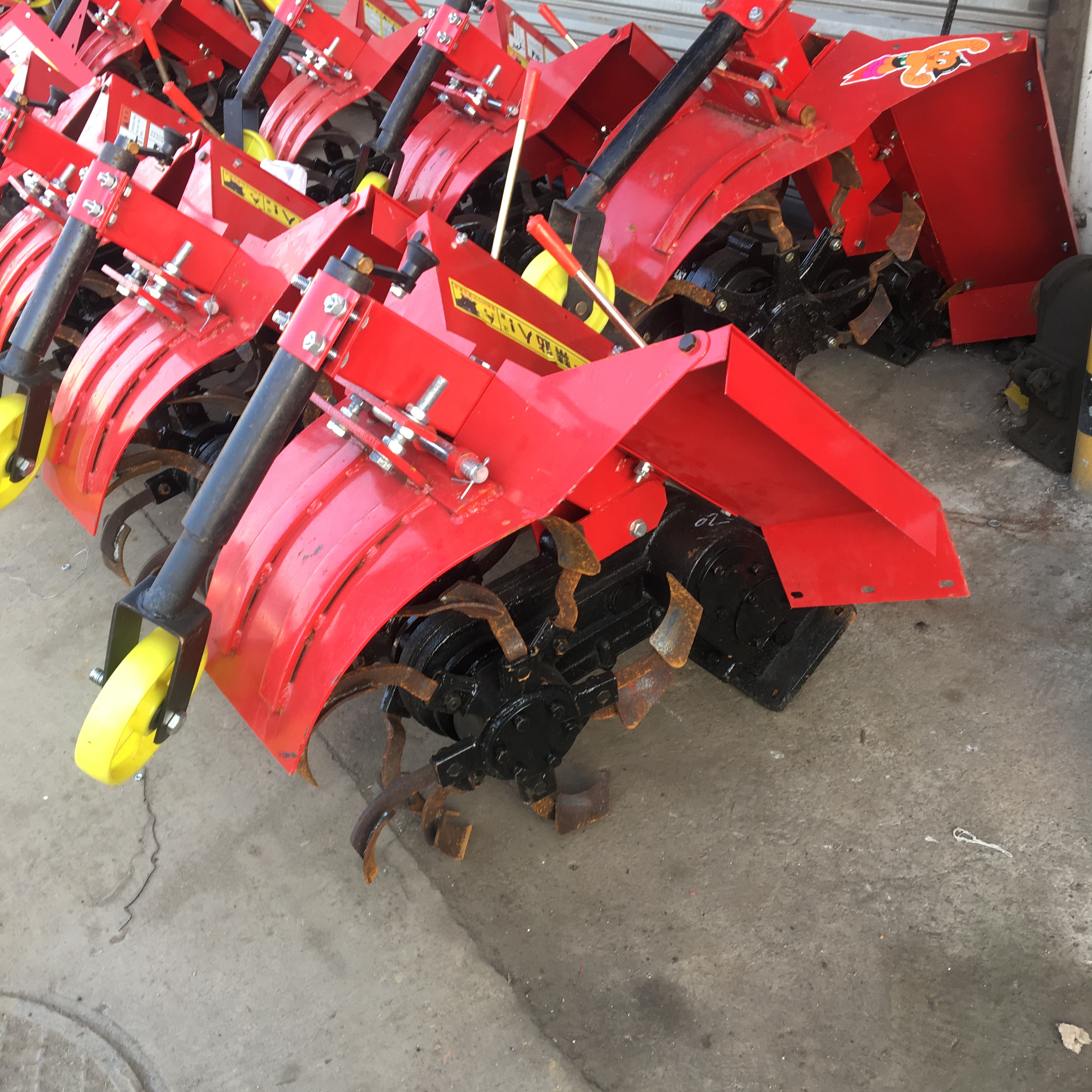 Trencher Dongfeng 151 Walking Tractor Trencher Orchard Nursery Deep Trenching Machine Agricultural Trenching 40x40