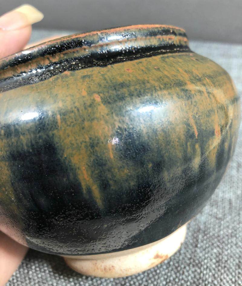 金元耀州窑系黑釉铁锈斑罐