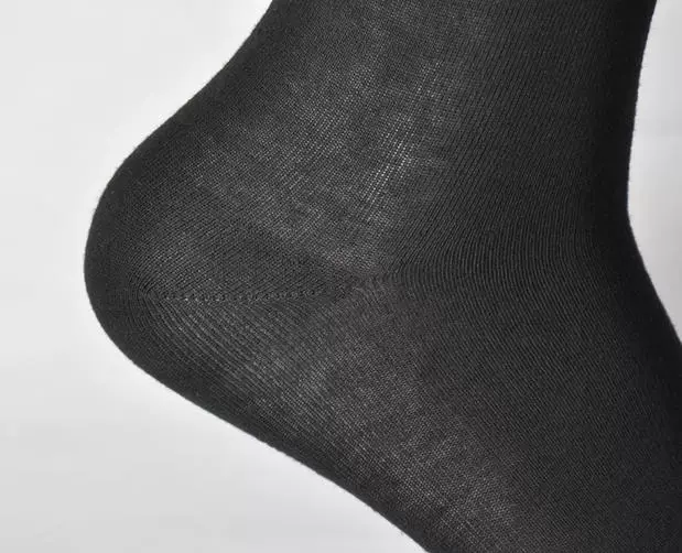 Vớ nam cotton siêu mỏng ống mùa hè cotton cao ống đen kinh doanh thấm hút mồ hôi sợi tre