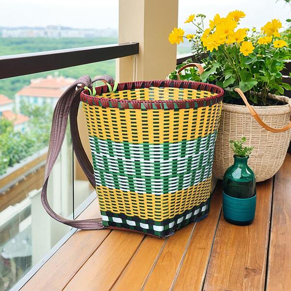 Handmade Large Basket for Adults and Children, Suitable for Home Use, Shopping, Dance Props, Mushroom Picking, and Storage in Sichuan
