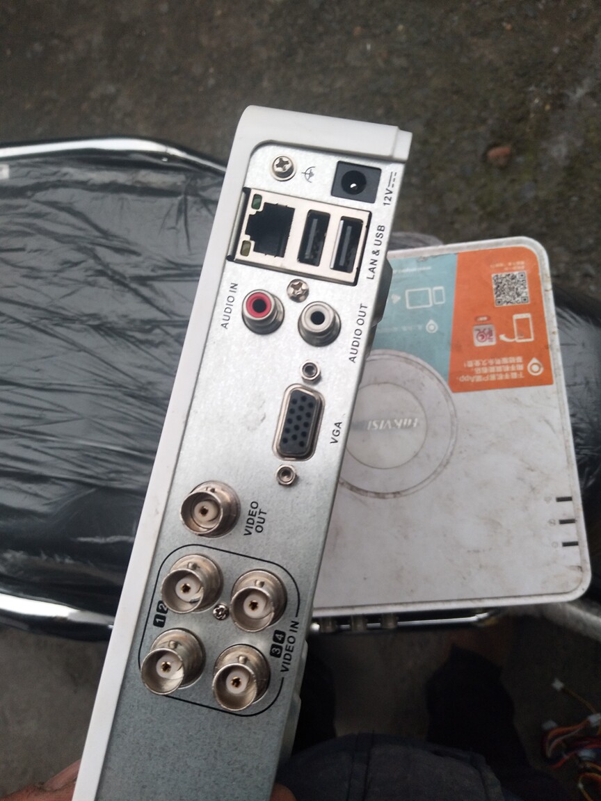 Second-hand originally installed sea Conway view ds-7104hc-e1 4-way analogue DVR recorders with mobile phone monitoring