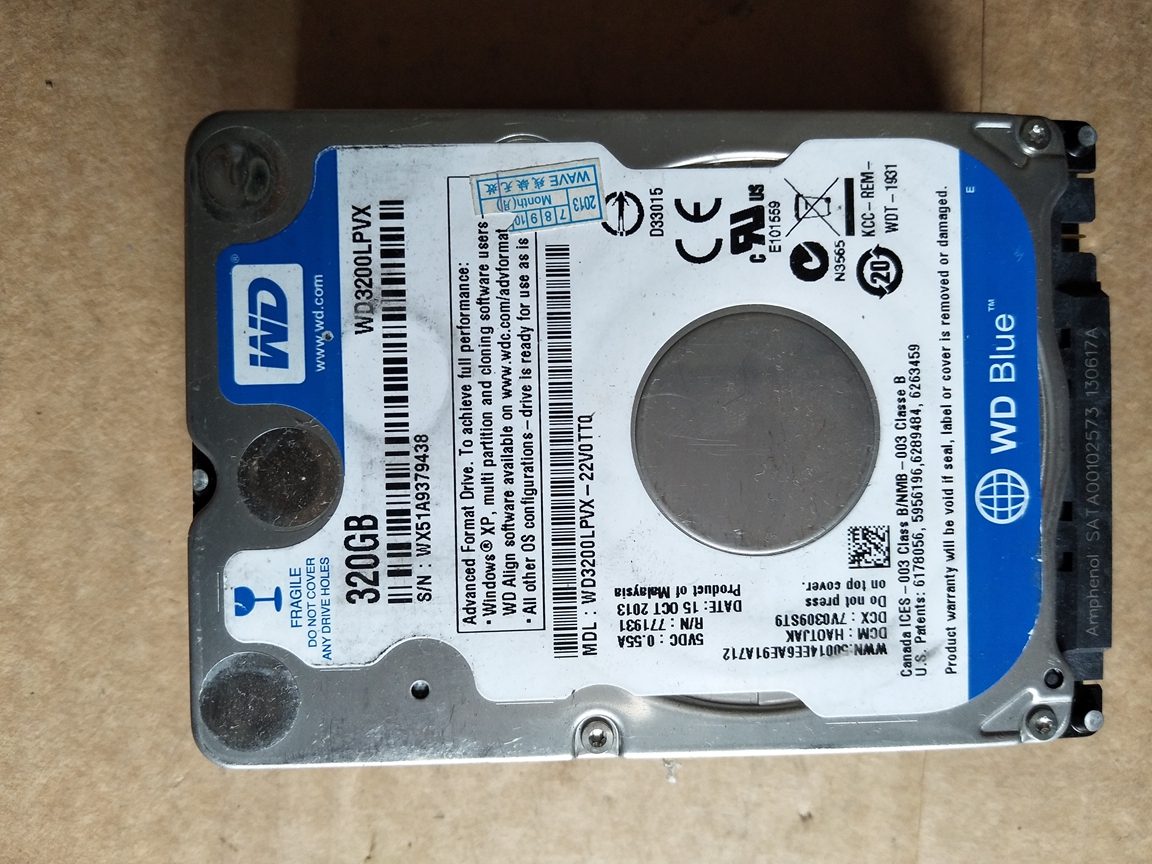 Notebook disk 320G serial port WD3200BPVT blue disk WD3200BPVT industrial disk