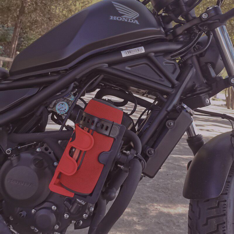 摩托车加大加厚水杯架能装下JBL冲击波5吗?骑行爱好者必看!