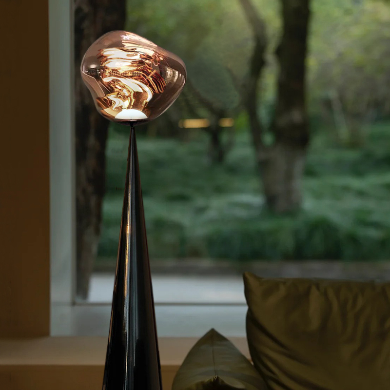 Tomdixon Designer Light Luxury Lava Lamp Living Room Floor Lamp Next to the Sofa High-End Bedroom Atmosphere Lighting