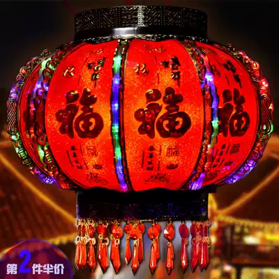 Fried pot noodles Dengjia shop All kinds of Western lanterns Chinese Big red New Year housewarming lanterns Hanging chandeliers rotating lanterns