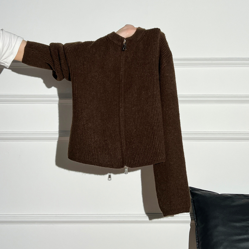 Melard Brown Coffee-Colored Zip-Up Knit Cardigan for Petite Women, Thickened and Warm Sweater Jacket, Long-Sleeved Top for Autumn Melard Brown Coffee-Colored Zip-Up Knit Cardigan for Petite Women, Thickened and Warm Sweater Jacket, Long-Sleeved Top for Autumn