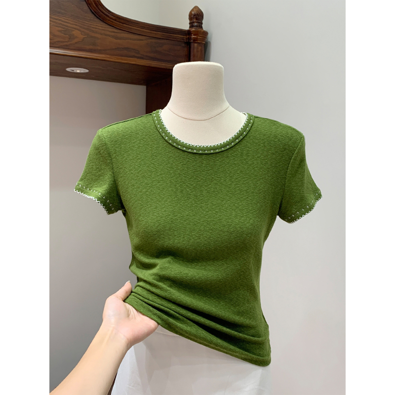 La Chapelle Round-Neck, Regular-Shoulder, Lace-Trimmed, Green Slim-Fit T-Shirt for Summer, Short-Sleeve, High-End Style Top for Women