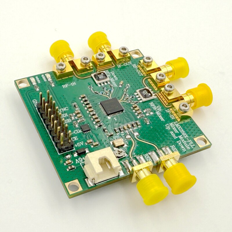 Two-Way Mixer 15g with In-Phase Oscillator Unit, Up-Conversion and Down-Conversion, with Lmx2595 Phase-Locked Loop Oscillator Two-Way Mixer 15g with In-Phase Oscillator Unit, Up-Conversion and Down-Conversion, with Lmx2595 Phase-Locked Loop Oscillator