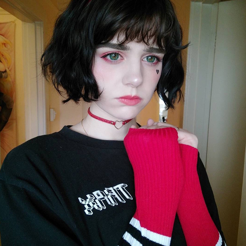 Female Short Hair Wig Repair In The Black Button Cute Short Hair Bobo