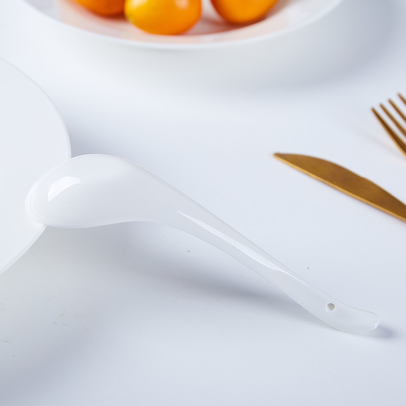 Only 10 to spoon, jingdezhen ipads porcelain household spoon stir spoon, spoon, ceramic white spoon run out creativity