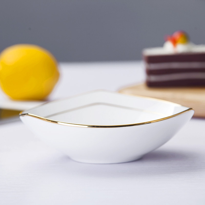 Jingdezhen porcelain household pure white ipads porcelain paint triangle soup plate pasta FanPan salad vegetables dishes ceramic plate