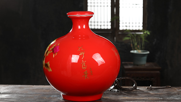 Jingdezhen ceramic bottle Chinese red wine jar straw jars small expressions using it household seal it 50 pounds