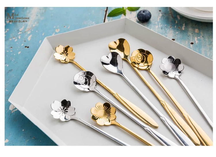 Dễ thương muỗng inox nhà dài tay cầm thìa hoa tình yêu muỗng kem thìa cà phê khuấy thìa trà trà thìa - Cà phê