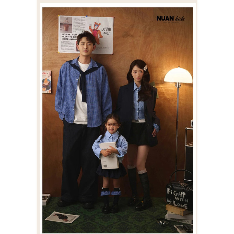 Family Portrait Photography Clothing for a Family of Three Korean Miscellaneous Pictorial Magazine Blue Shirt Family Photo Studio Photo Family Clothing
