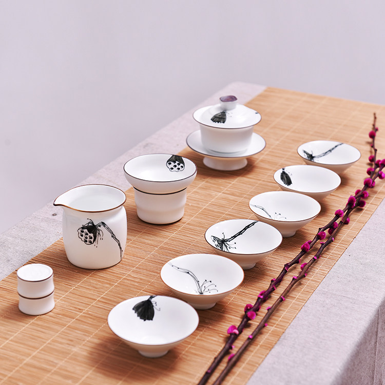 White Porcelain Kung Fu Tea Set Group Jingdezhen Hand-painted Ceramic Lid Bowl Tea Cup Home 6 people Set of tea set Courtesy Kit