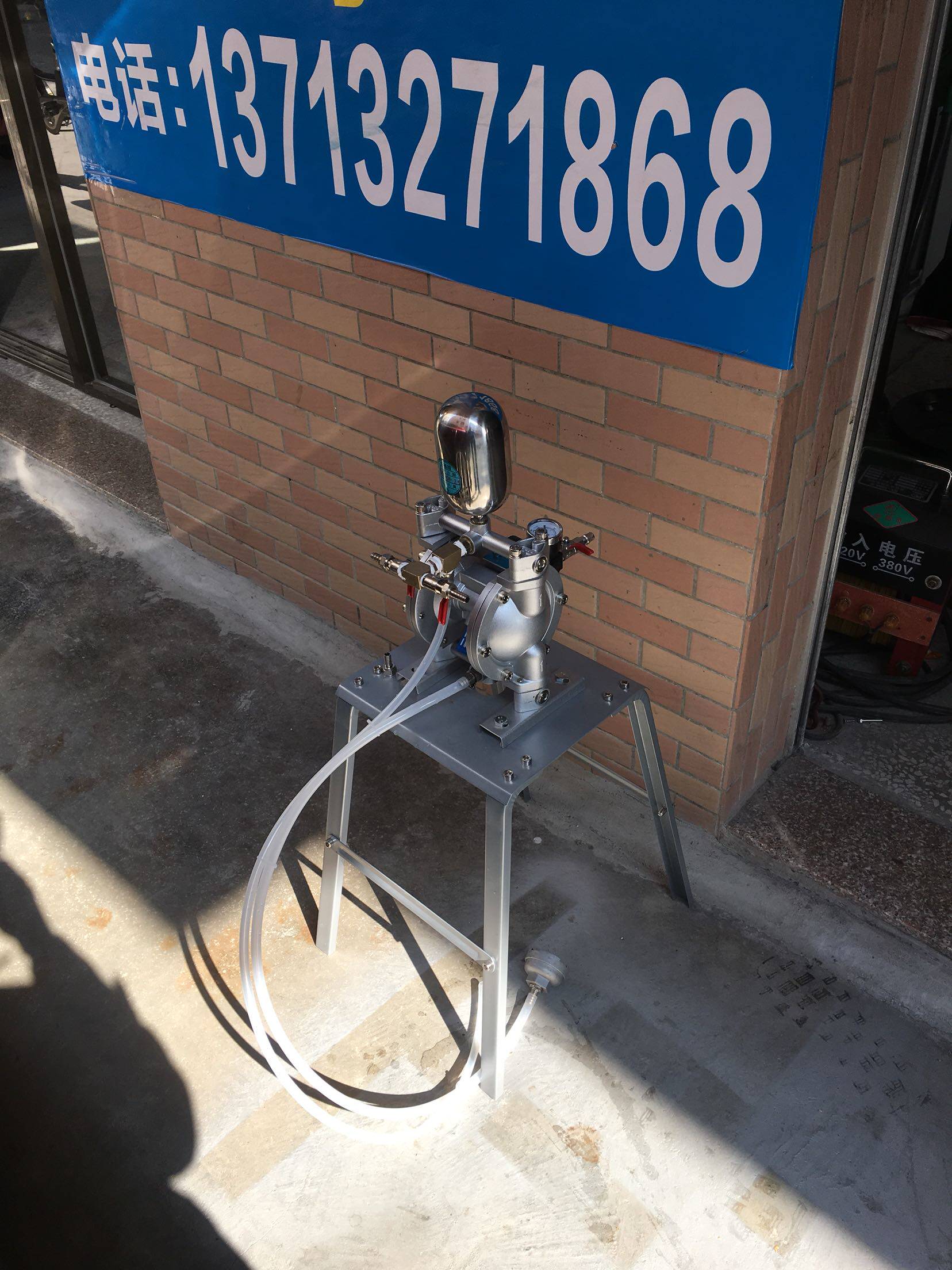 Painting pump gas pump furniture factory wood plant spray pressure to coat surface treatment system conveyor pump