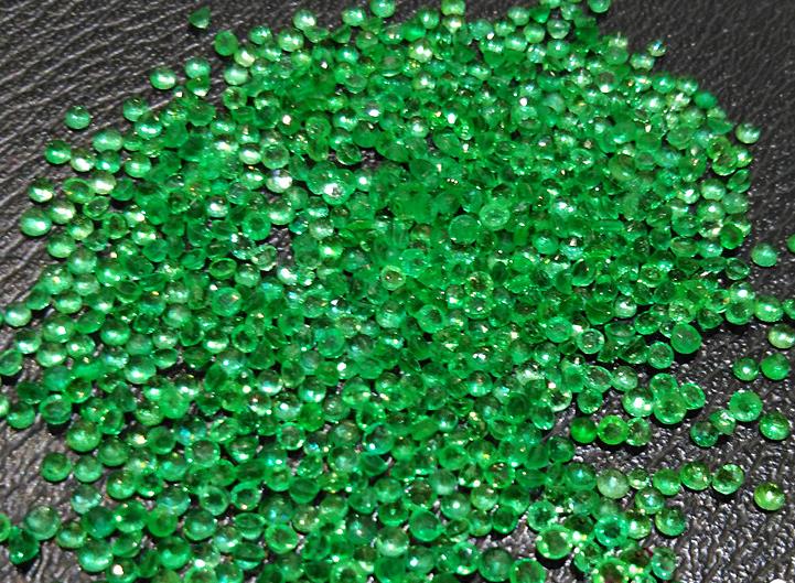 New Colombian natural emerald bare stone color gemstone round 1 4-3mm with stone inlay customization