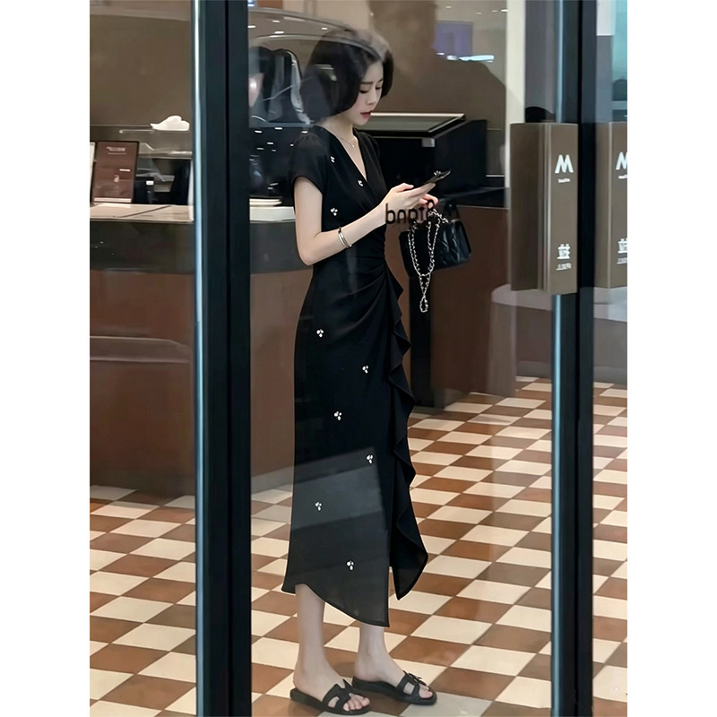 Plus Size Women's Clothing 2026 Black Embroidered Dress for Women with Curvy Figures, Irregular Fashion Design, Waist-Cinching, Slimming Long Dress