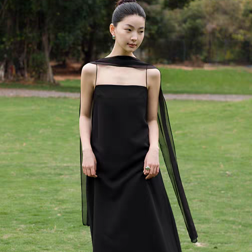 French-Style Neck Scarf ~ Hepburn-Style Spaghetti Strap Dress with Accessories, Halter Neck, Summer Design, Slimming Black Chiffon French-Style Neck Scarf ~ Hepburn-Style Spaghetti Strap Dress with Accessories, Halter Neck, Summer Design, Slimming Black Chiffon