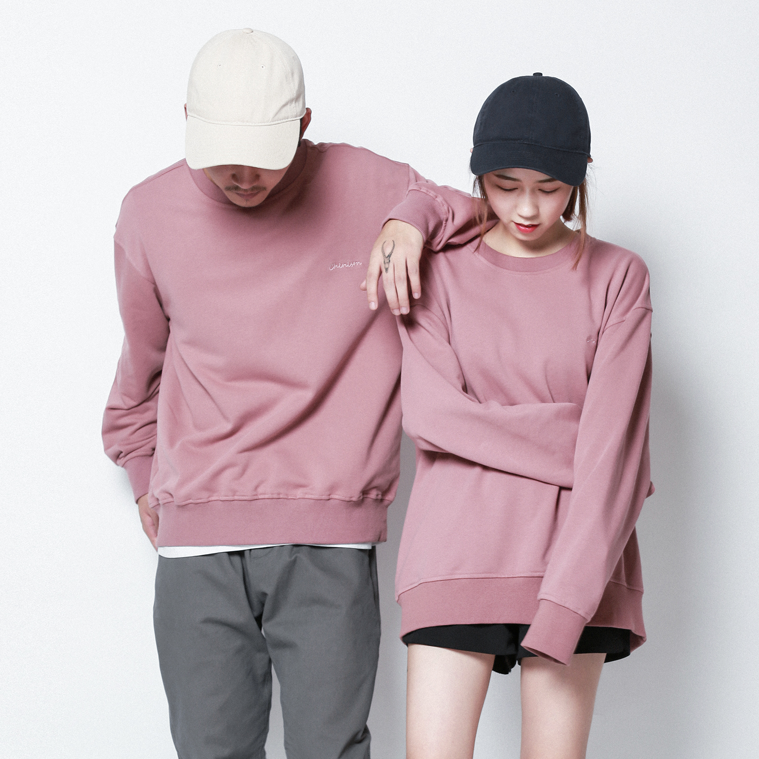 Sweatshirt homme CHINISM en Coton - Ref 3130146 Image 1