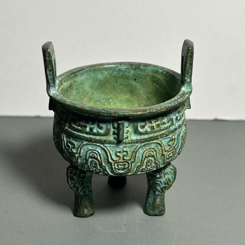 Antique Bronze Ware Collection, Imitation Bronze Ware, Bronze Tripod, Copper Alloy, Copper Ornaments