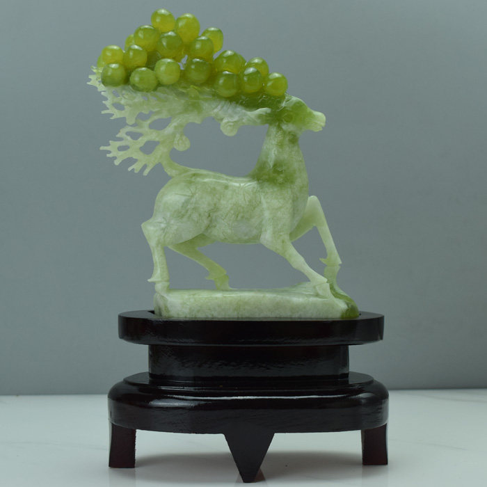 天然岫玉招财摆件精品辽宁岫岩玉雕麋鹿造型家居玉器装饰摆饰-Taobao-Tmall