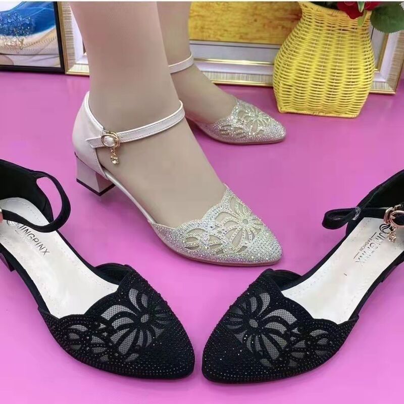 Summer Closed-Toe Sandals for Women, Mid-Heel Soft Leather Shoes, Hollow-Out Rhinestone Mesh Soft-Soled Mom Shoes with Buckle Strap Summer Closed-Toe Sandals for Women, Mid-Heel Soft Leather Shoes, Hollow-Out Rhinestone Mesh Soft-Soled Mom Shoes with Buckle Strap