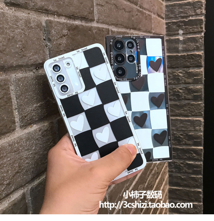 Checkered Pattern New Hearts Chess Board S23, S23 Plus, S23 Ultra, S22, S22 Plus, S22 Ultra, S21, S21 Plus, S21 Ultra, S20