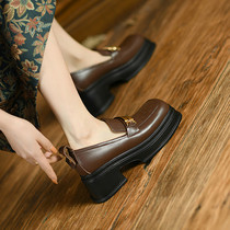 Thick sole increase pine pine sole in the small heel leather leather hundred small shoes Lefu shoes lazy shoes