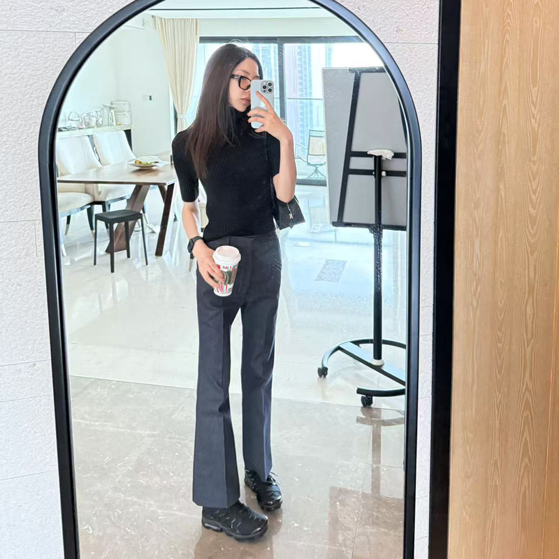 Romi Studio Straightforward and Self-Assured European Imported Cotton Flared Suit Jeans Rw24Ax81043 Romi Studio Straightforward and Self-Assured European Imported Cotton Flared Suit Jeans Rw24Ax81043