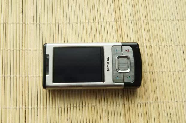 The second hand Nokia 6500S - 1 classic slide antique antique old mobile phone function intact new