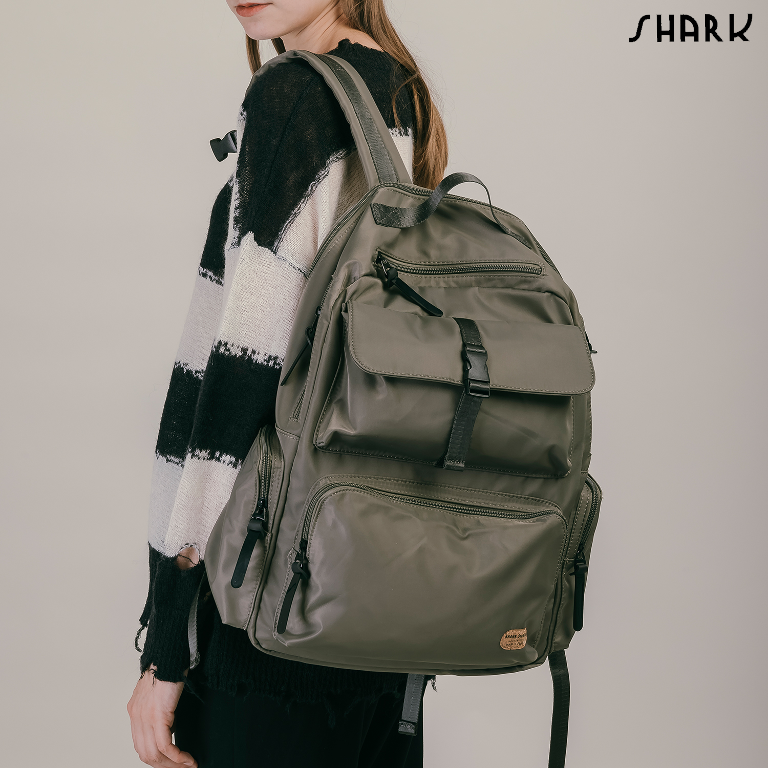 SHARK Saengraving male and female couples Twin Shoulder Bag Casual Travel Computer Bag bag Large capacity Pure Color Original