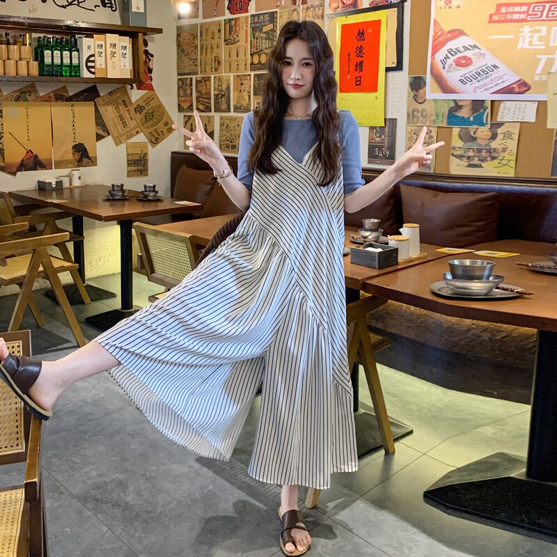 Maternity Striped Suspender Skirt Pants for Women, Summer 2026 New Style, Loose Fit, Slimming, Lazy Style, Fashionable and Versatile Jumpsuit