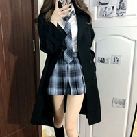 【V -тип черный тренч