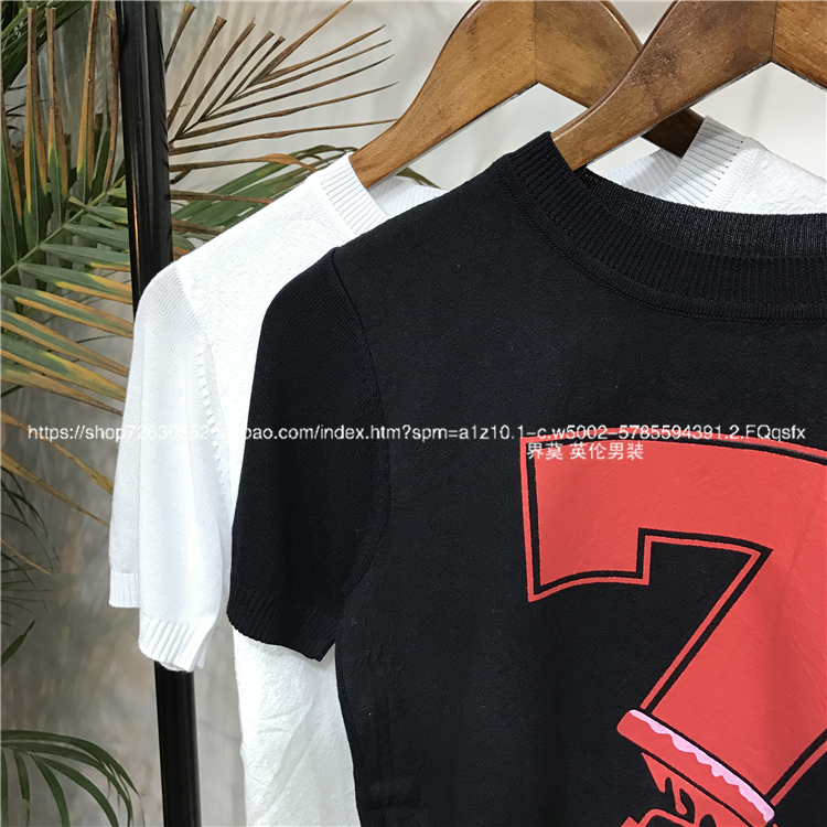 Mùa xuân và mùa hè mới đan in t-shirt nam ngắn tay đầu mỏng mỏng nửa tay áo giản dị t-shirt đáy áo