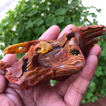 Beipiao Warring States period red and yellow old material hand-playing pendant carved necklace pendant accessories with square card glitter silk pendant