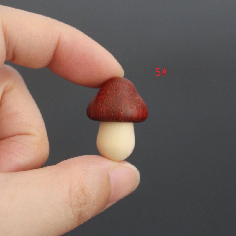 Mushroom pendant color can be unscrewed solid wood car hanging key chain sweater chain Gawu box diffuser wooden bottle creative gift