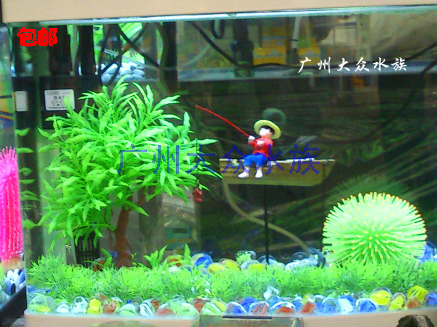 Fish tank landscaping is suitable for fish tanks of 50-70CM