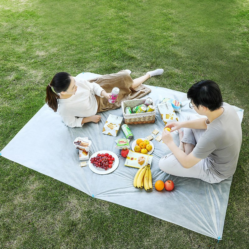 Autumn beach mat disposable picnic mat picnic cloth tablecloth camping fishing outdoor mat lawn moisture-proof mat