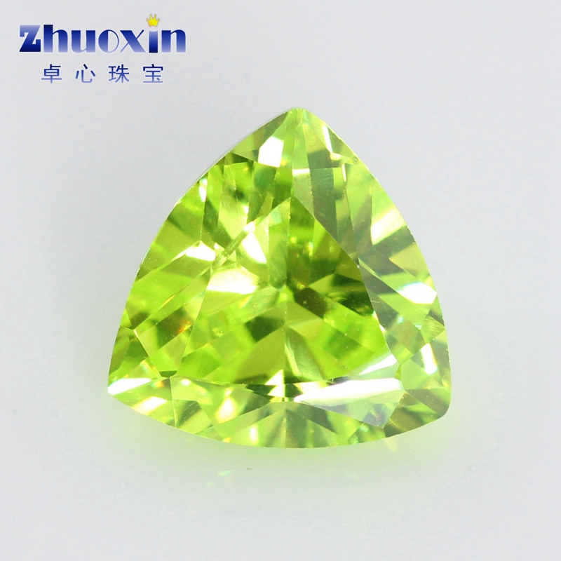 Fat triangle fruit green zircon bare stone Wuzhou gem CZ special-shaped fat triangle jewelry main stone Diy