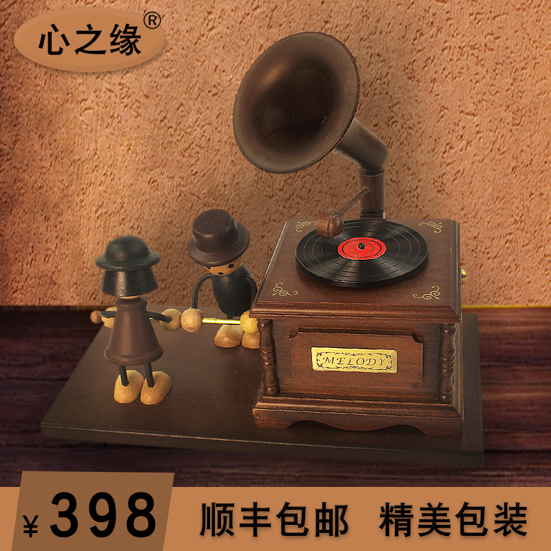 Taiwan wooden couple phonography music box creative sky city 8-sound box to give birthday present for boys and girls