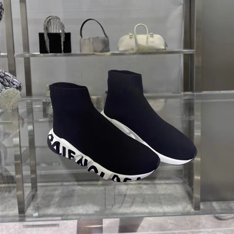 Socks Shoes Men's Women's Socks Boots 2024 Autumn Letters Easiest for Match High Top Couples Knitted Stretch Socks Short Boots Sports Women's Shoes