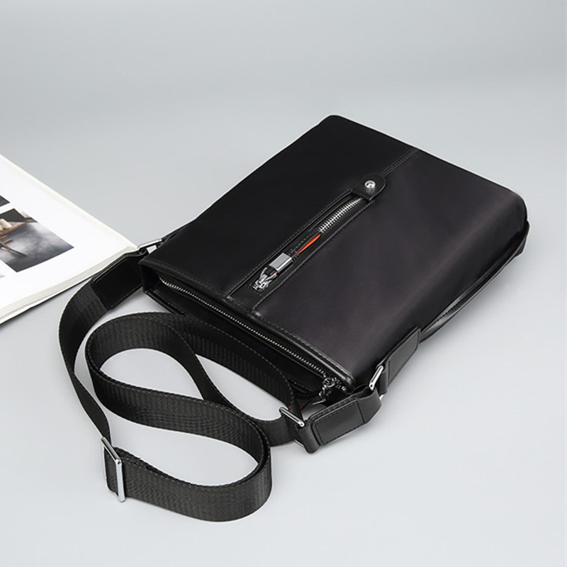 Hong Kong fashion shoulder bag men's messenger bag canvas bag men's bag vertical Korean style backpack trendy casual bag