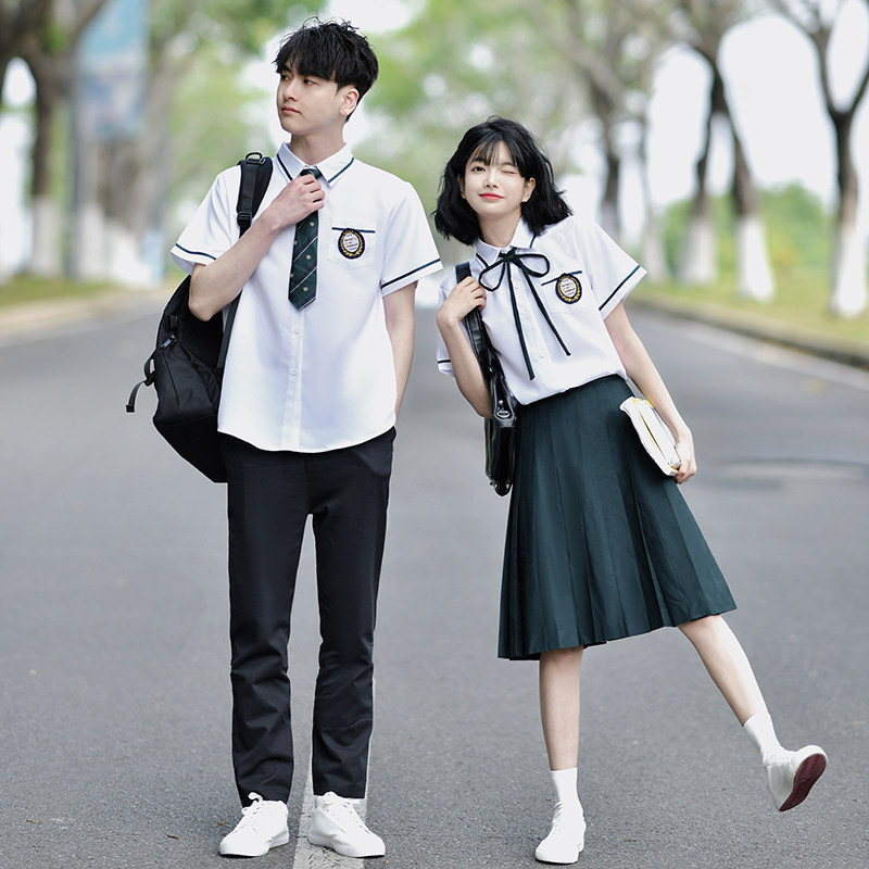 周日晚8点上新的3.2王炸JK校服,针织外套/刺绣马甲如何选择?-JK制服加工定制-淘宝百科网