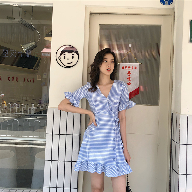 VK旗艦店 韓系荷葉邊修身系帶格紋高腰顯瘦V領短袖洋裝