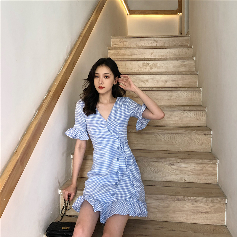 VK旗艦店 韓系荷葉邊修身系帶格紋高腰顯瘦V領短袖洋裝