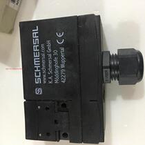 New Schmaisai SCHMERSAL limit switch safety switch lock AZM170-11ZRKA spot 1